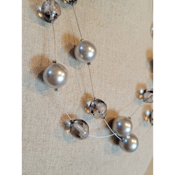 TOP FROG Gray Clear Glass & Silver Faux Pearls Double Strand Illusion Necklace - Picture 2 of 11